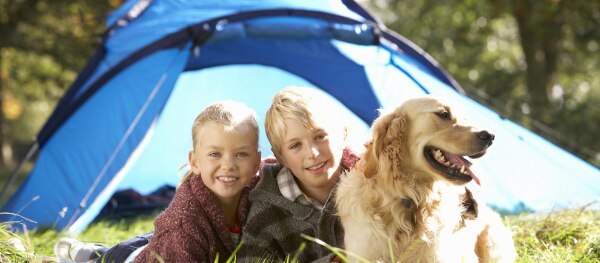 Camping mit Hund und Kindern
