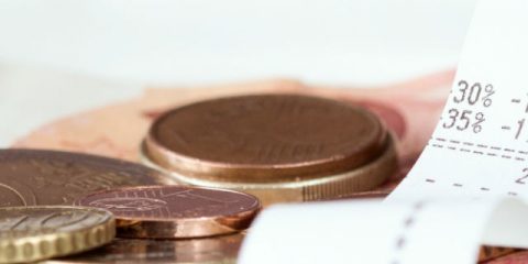 Essen gehen im Urlaub: Wie halten wir es mit dem Trinkgeld?