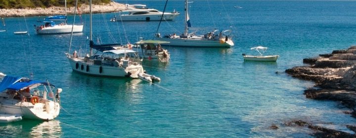 Bootstour beim Camping in Kroatien – Abstecher aufs Meer