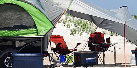 Camping in einem Faltcaravan: die ideale Kombination aus Wohnwagen und Zelt