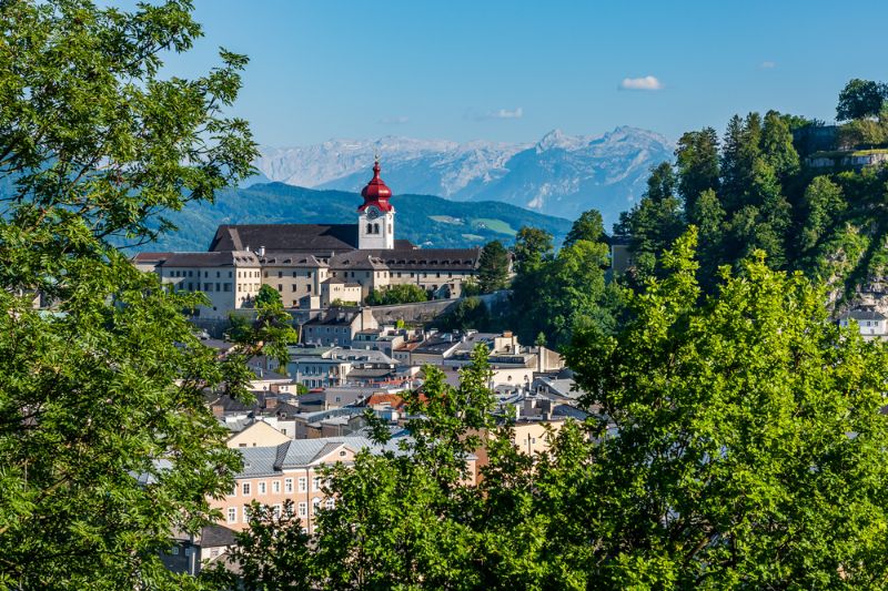 Klooster Nonnberg Salzburg - een van de vijf filmlocaties bij een camping
