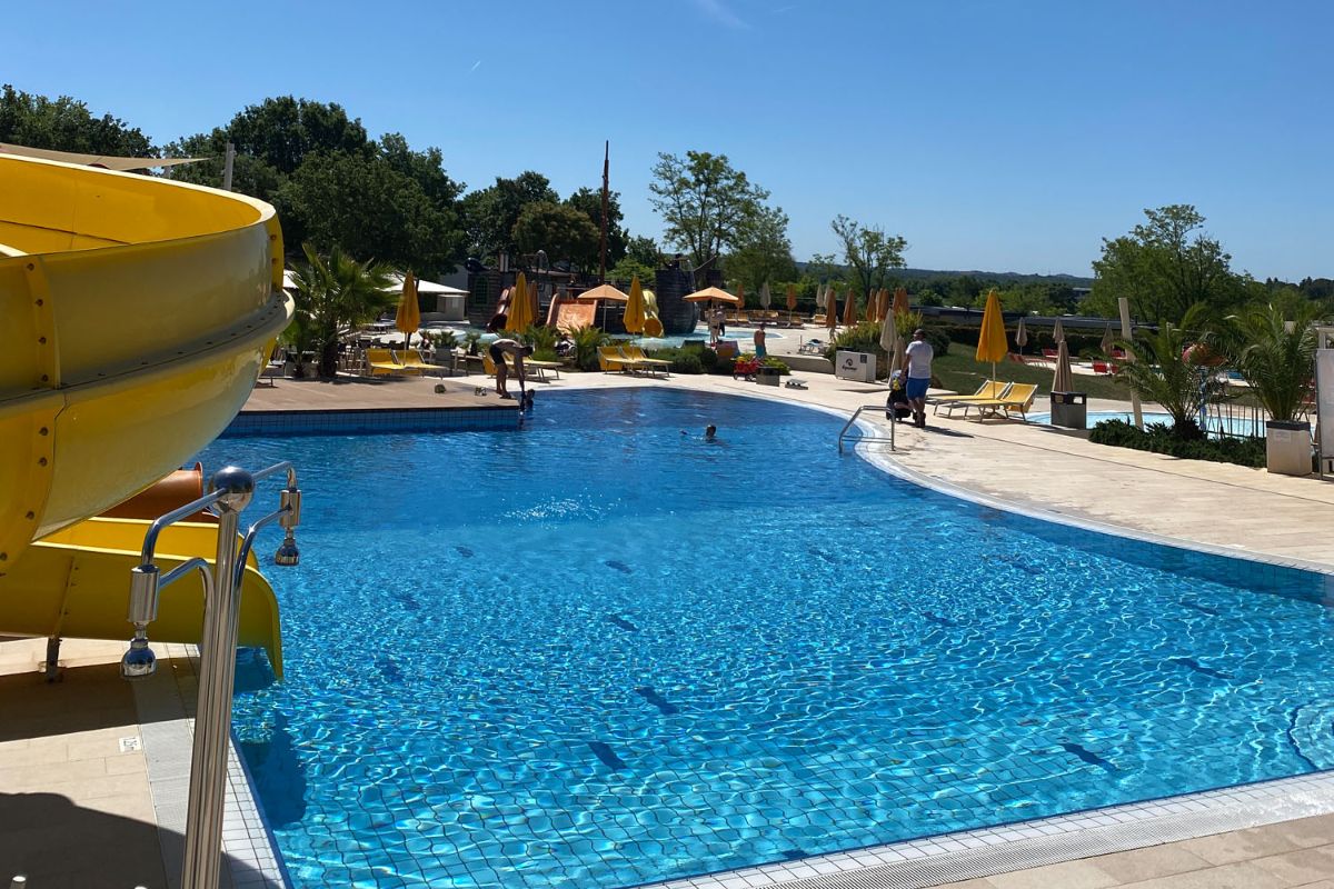 Schwimmbad Camping Lanterna