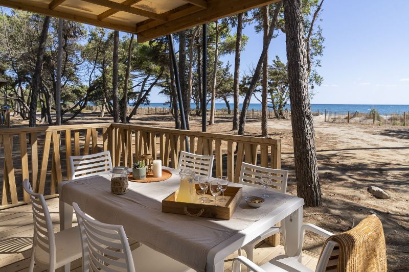 Urlaub am Meer im Chalet auf Korsika