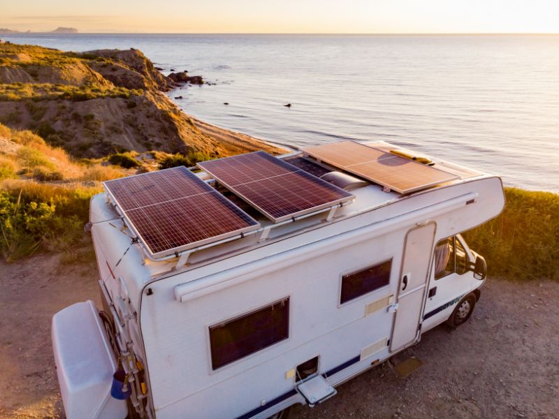 Zonnepanelen op camper