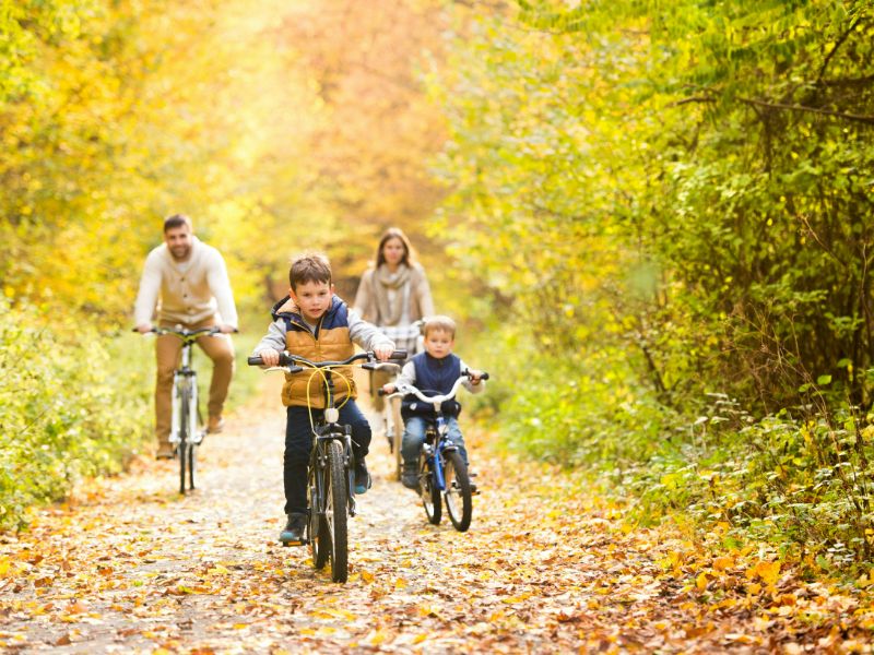 Fietsen bij de camping